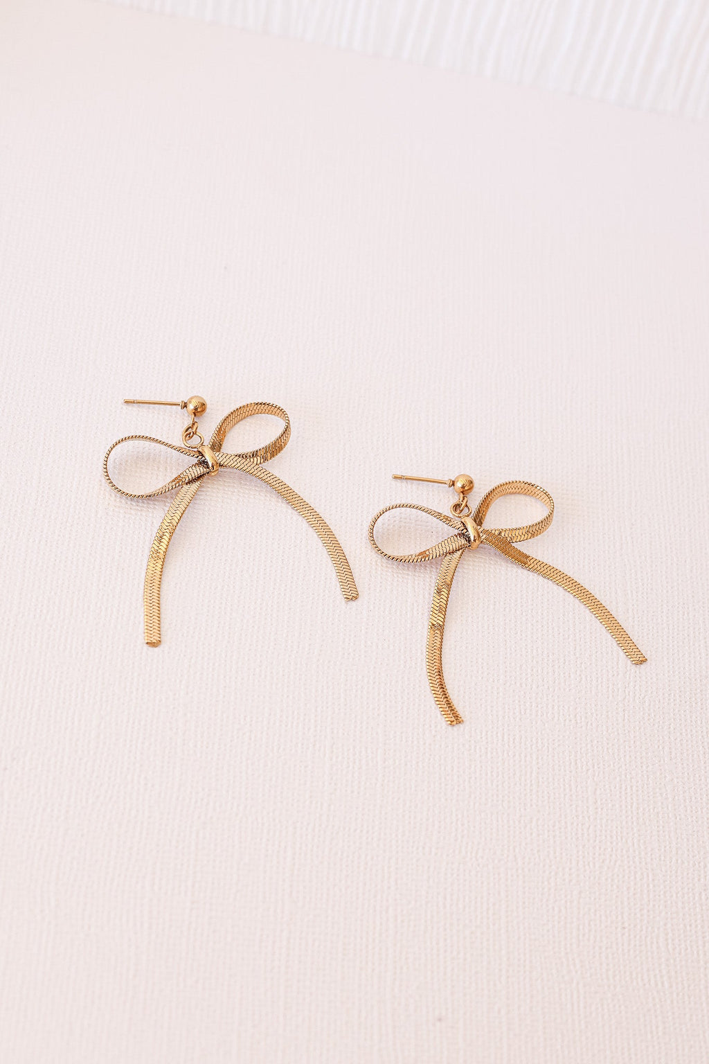 Lauren Bow Dangle